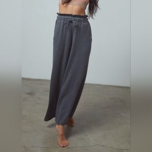 Lunya Cozy Cotton Silk Relaxed Ankle Pant